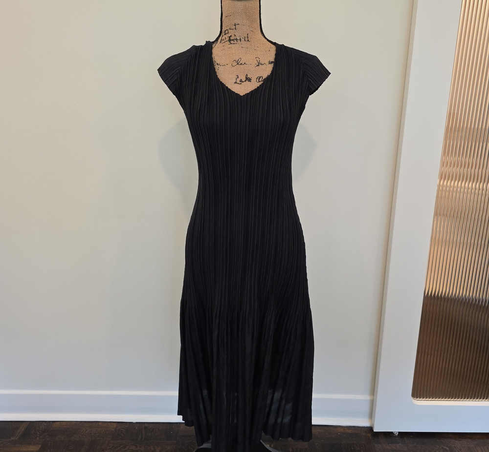 Issey Miyake Black Pleated Midi Dress with V-Neck